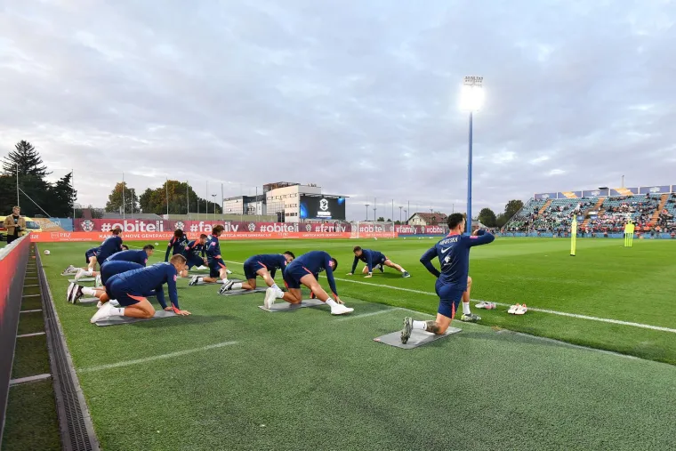 Osmijeh od uha do uha! Pogledajte kako su Modrić i Gvardiol reagirali kada su čuli rezultat Češke