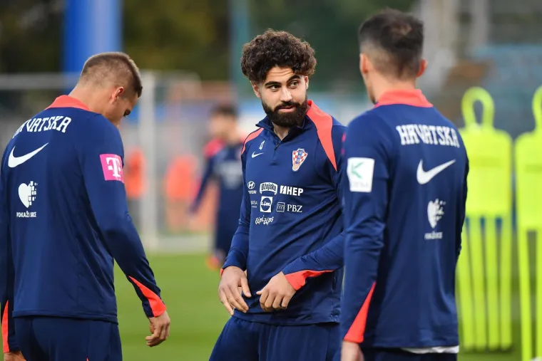 Osmijeh od uha do uha! Pogledajte kako su Modrić i Gvardiol reagirali kada su čuli rezultat Češke