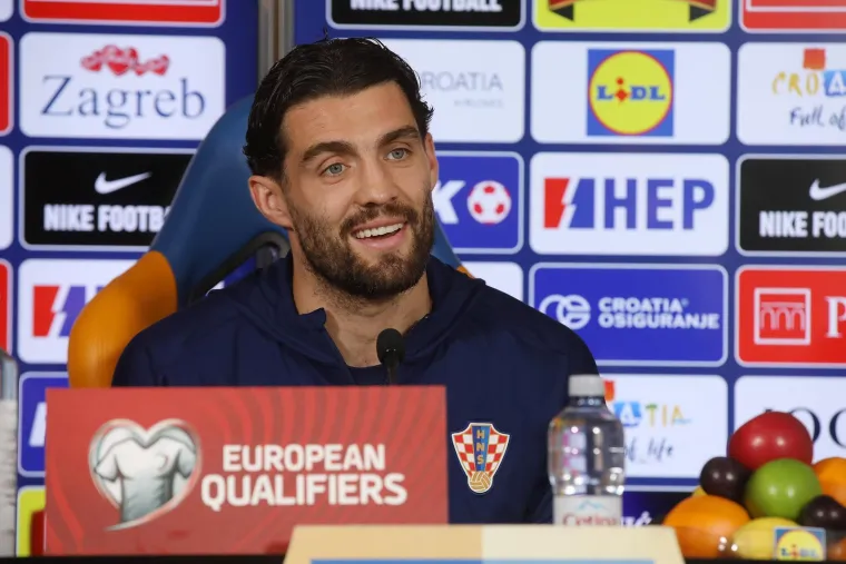 Osmijeh od uha do uha! Pogledajte kako su Modrić i Gvardiol reagirali kada su čuli rezultat Češke