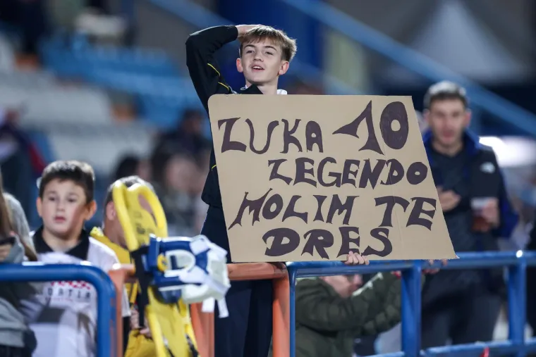 Varaždin je u centru pažnje: Zgodne navijačice, poklon za Dalića i poruka za Modrića