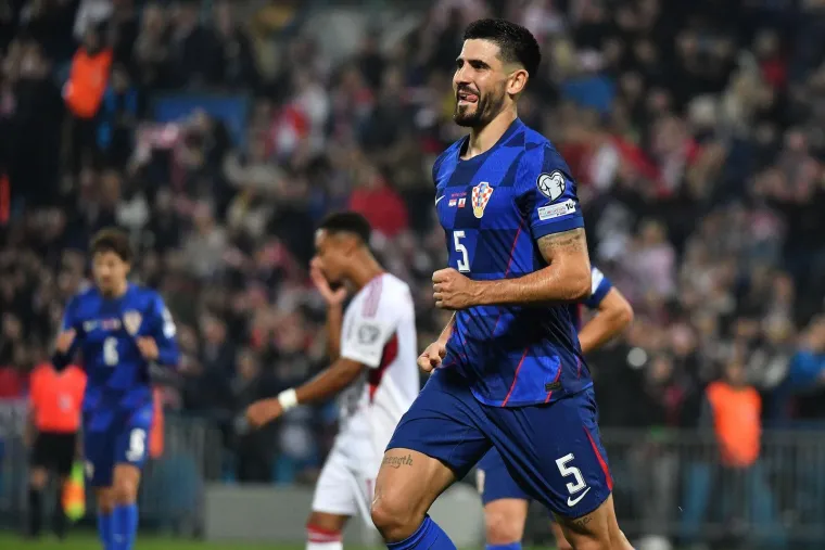 Malo je tko zaslužio ovo poput njega: Pogledajte suze Erlića nakon prvijenca u najdražem dresu