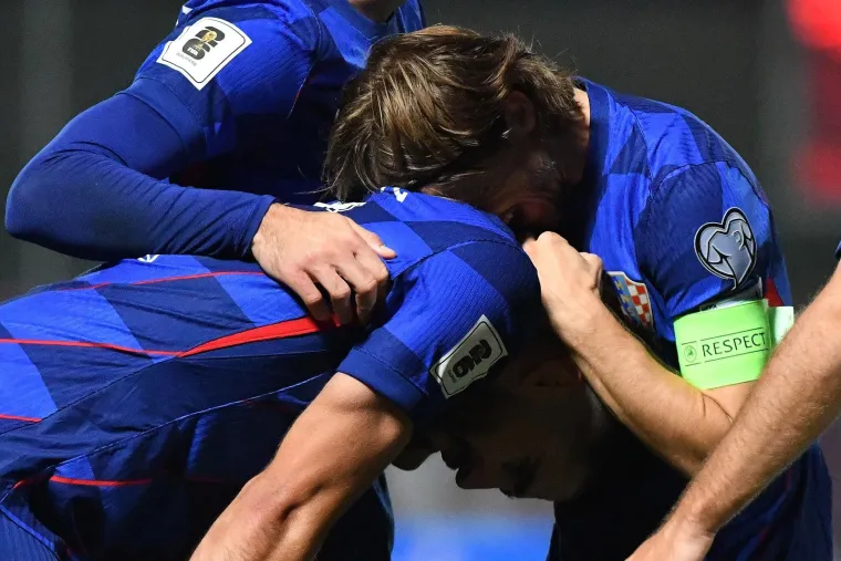 Malo je tko zaslužio ovo poput njega: Pogledajte suze Erlića nakon prvijenca u najdražem dresu