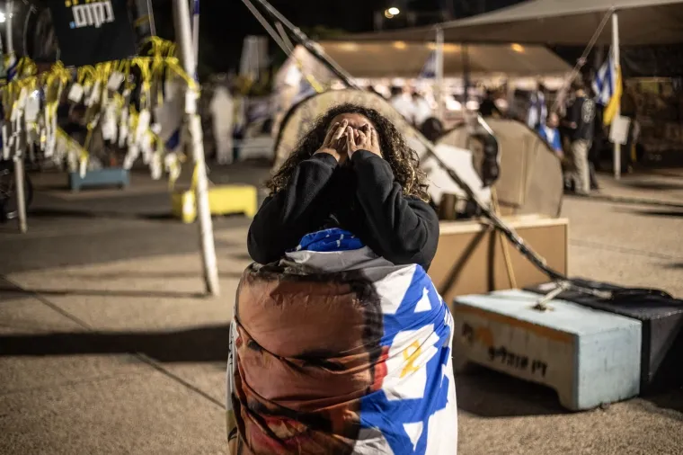 Pogledajte suze radosnice i slavlje u Tel Avivu: Taoci se nakon dvije godine vraćaju kući