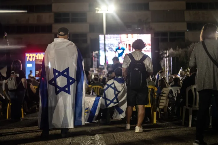 Pogledajte suze radosnice i slavlje u Tel Avivu: Taoci se nakon dvije godine vraćaju kući