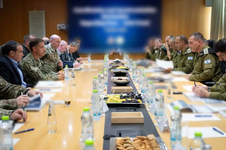 Pogledajte suze radosnice i slavlje u Tel Avivu: Taoci se nakon dvije godine vraćaju kući