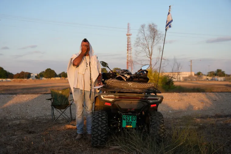 Pogledajte suze radosnice i slavlje u Tel Avivu: Taoci se nakon dvije godine vraćaju kući
