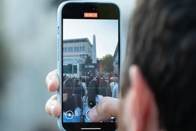 Srbija i Crna Gora oplakuju kralja narodne glazbe: Građani u suzama pjevali njegove hitove