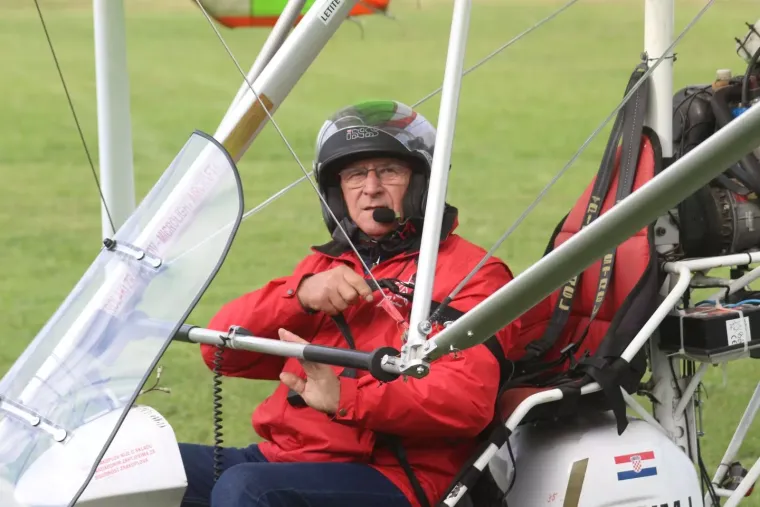 Sunčana nedjelja izmamila Međimurce van: Neki biciklom, pje&scaron;ke ili brodom, a neki - zmajem