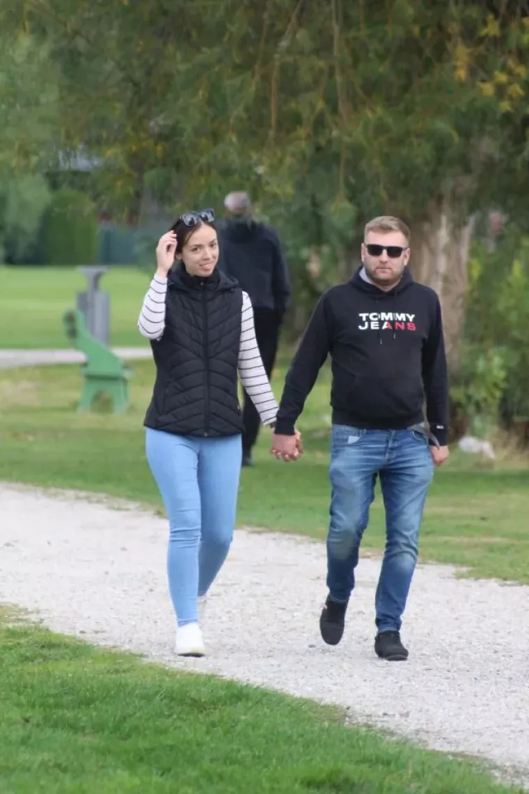 Sunčana nedjelja izmamila Međimurce van: Neki biciklom, pješke ili brodom, a neki - zmajem