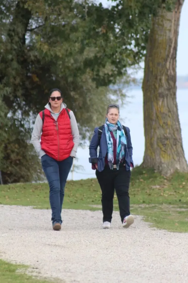 Sunčana nedjelja izmamila Međimurce van: Neki biciklom, pje&scaron;ke ili brodom, a neki - zmajem