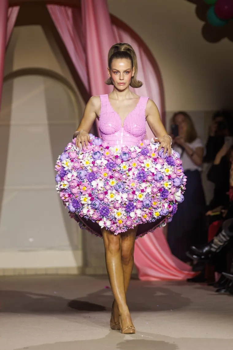 Djevojka Danija Olma završila na naslovnici: 'Ležala sam potpuno gola sedam sati'