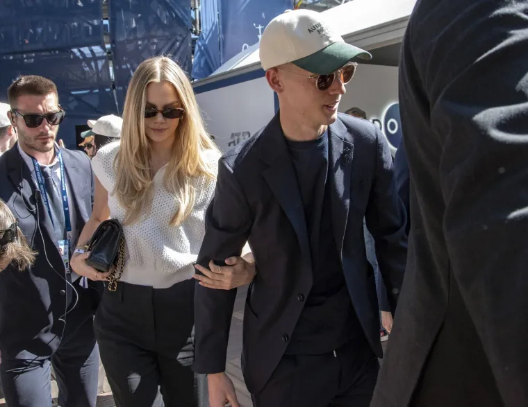 Djevojka Danija Olma završila na naslovnici: 'Ležala sam potpuno gola sedam sati'