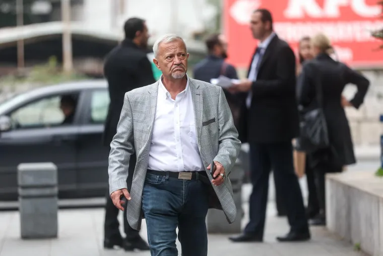 Tko je sve stigao na komemoraciju za Halida Be&scaron;lića? Brojne zvijezde tuguju za pjevačem