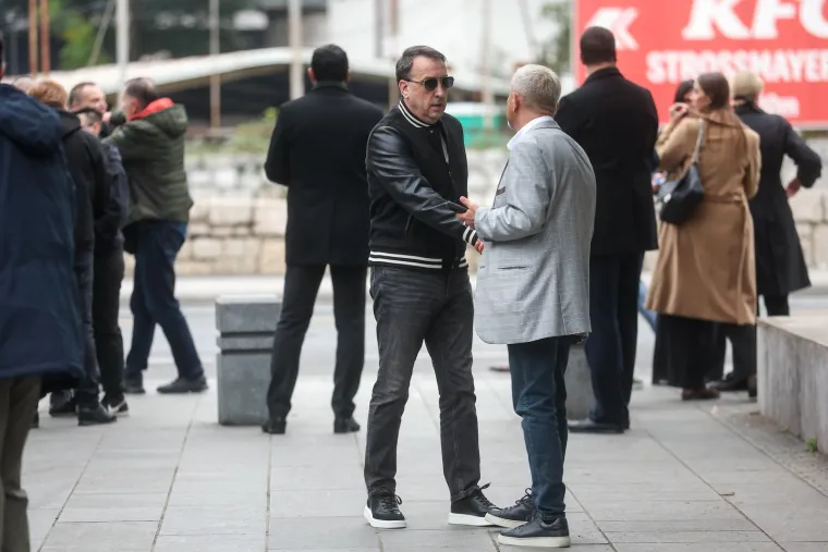 Tko je sve stigao na komemoraciju za Halida Be&scaron;lića? Brojne zvijezde tuguju za pjevačem