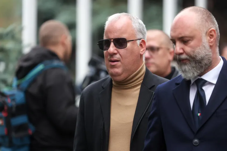 Tko je sve stigao na komemoraciju za Halida Be&scaron;lića? Brojne zvijezde tuguju za pjevačem