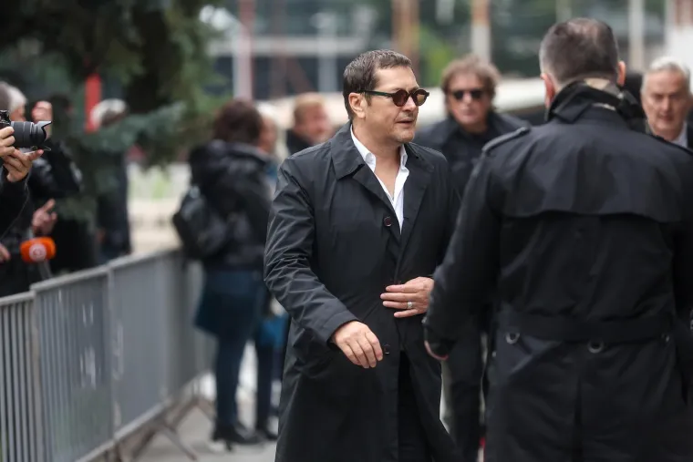 Tko je sve stigao na komemoraciju za Halida Be&scaron;lića? Brojne zvijezde tuguju za pjevačem