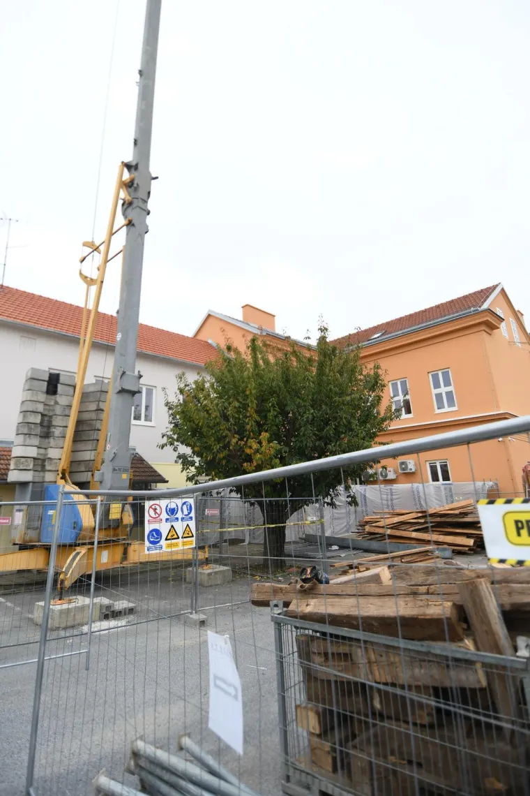 Ovo je mjesto smrti u Bjelovaru: Policija istražuje kako je došlo do tragedije na gradilištu