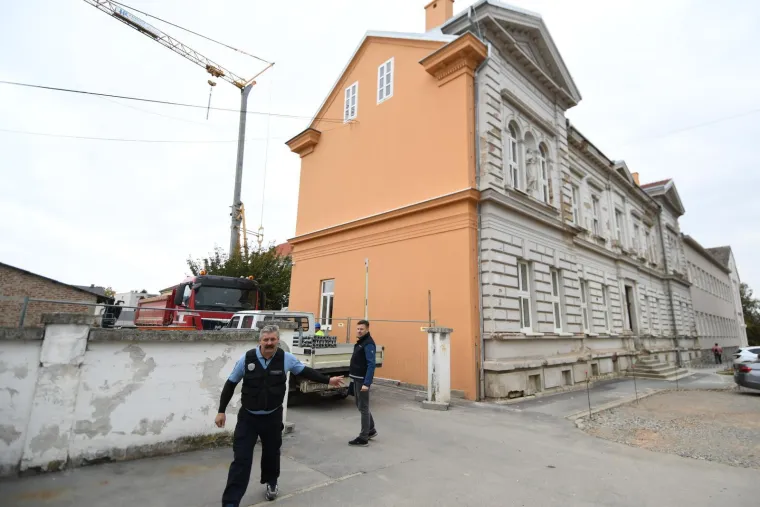 Ovo je mjesto smrti u Bjelovaru: Policija istražuje kako je došlo do tragedije na gradilištu