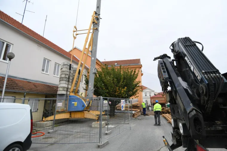 Ovo je mjesto smrti u Bjelovaru: Policija istražuje kako je do&scaron;lo do tragedije na gradili&scaron;tu