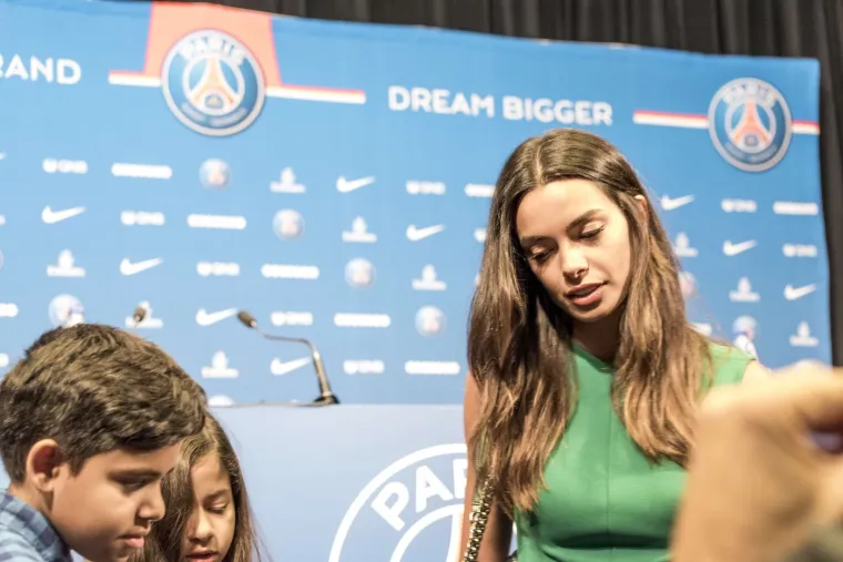 Supruga nogometne zvijezde preživjela skandal, osudu i usred kaosa dogodilo se čudo