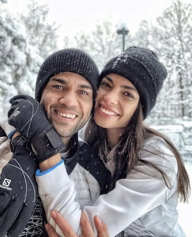 Supruga nogometne zvijezde preživjela skandal, osudu i usred kaosa dogodilo se čudo