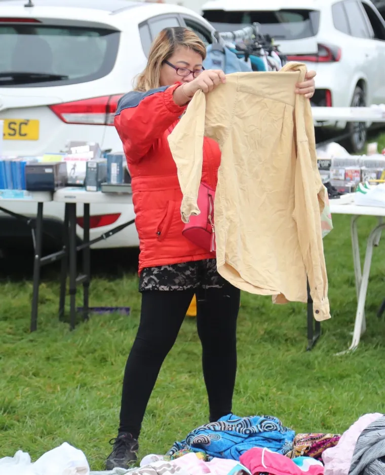 Slavna glumica doživjela financijski krah: Svoju odjeću prodaje za sitni&scaron;