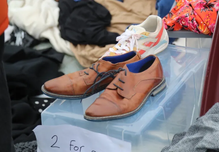 Slavna glumica doživjela financijski krah: Svoju odjeću prodaje za sitni&scaron;