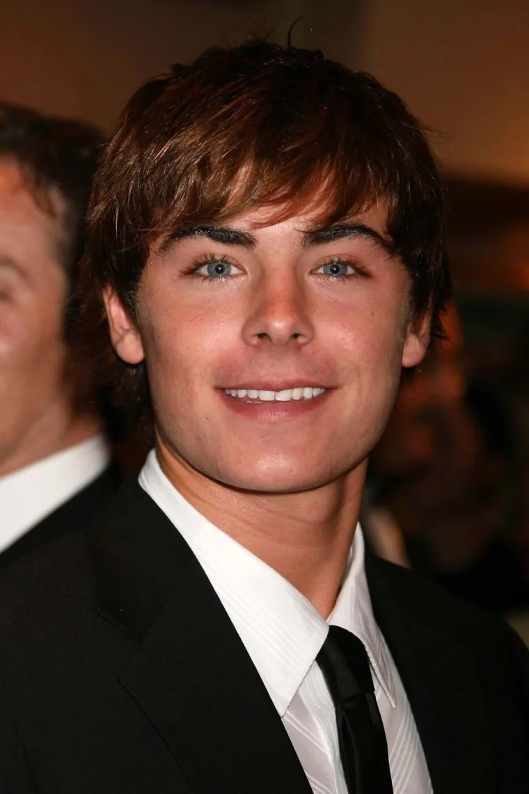 Zac Efron s godinama drastično promijenio svoj imidž: Jesu li svemu krive plastične operacije?