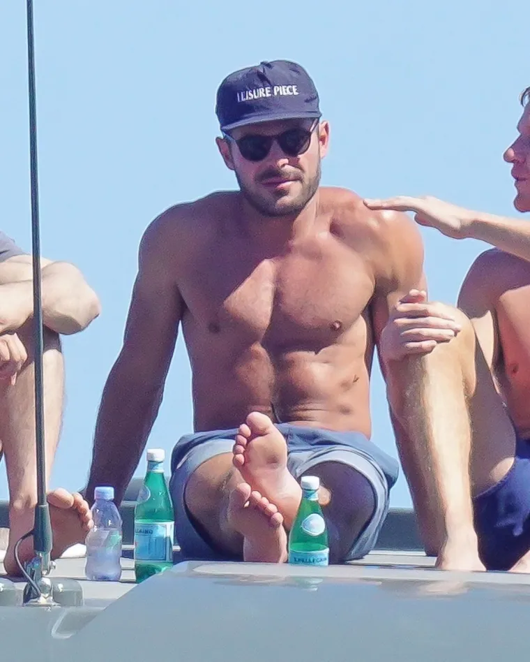 Zac Efron s godinama drastično promijenio svoj imidž: Jesu li svemu krive plastične operacije?