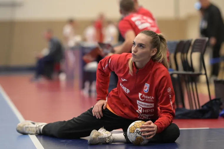 Rukometa&scaron;ice proslavile pobjedu s najmanjim i najslađim navijačima