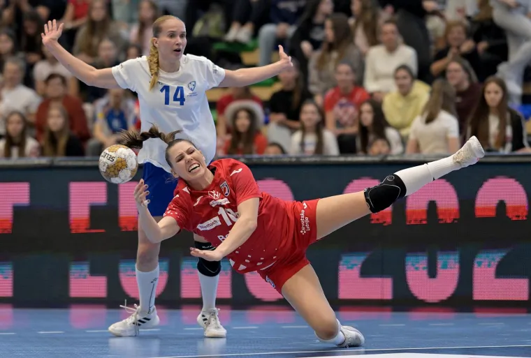 Rukometa&scaron;ice proslavile pobjedu s najmanjim i najslađim navijačima