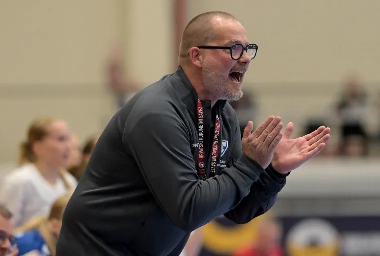 Rukometa&scaron;ice proslavile pobjedu s najmanjim i najslađim navijačima