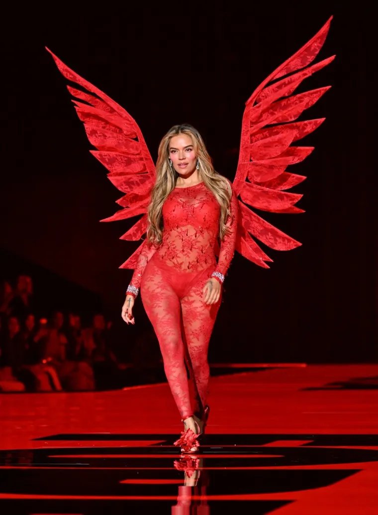 Najseksipilniji show na svijetu: Viktorijine anđelice pokazale svoje obline i pokorile pistu