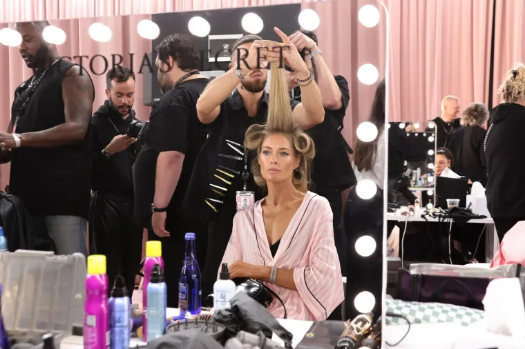 &Scaron;to se događa iza kulisa? Pogledajte kako Viktorijine anđelice izgledaju prije izlaska na pistu