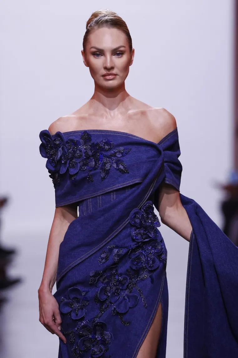 Candice Swanepoel godine ne mogu ništa, zasjala na Victoria's Secret reviji