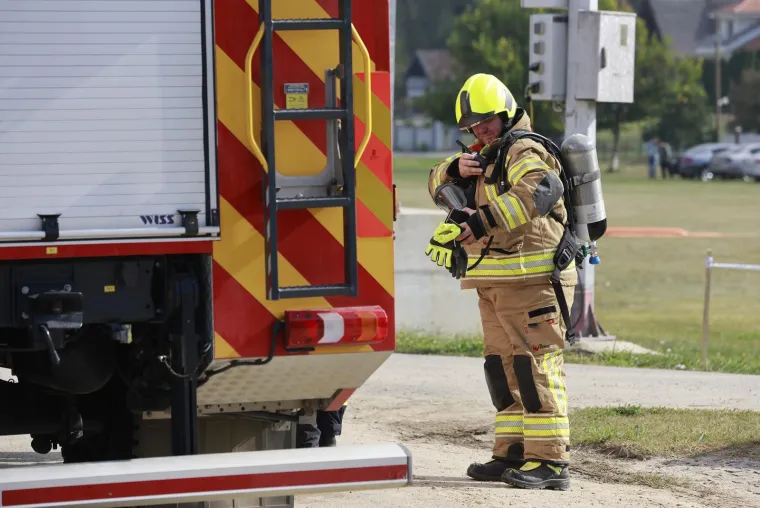 Dramatični prizori spašavanja na istoku Hrvatske: Požar na brodu, dim i panika