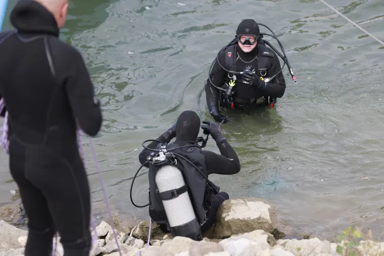 Dramatični prizori spa&scaron;avanja na istoku Hrvatske: Požar na brodu, dim i panika