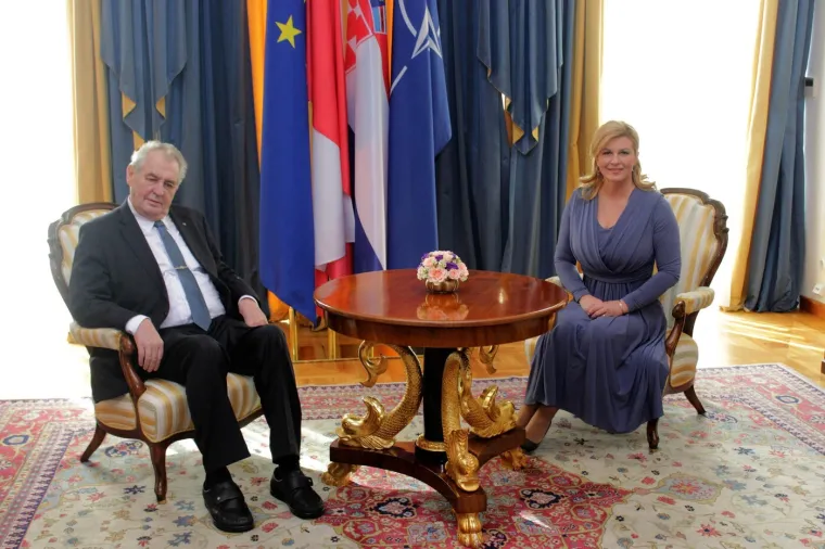 Od odijela do haljina: Ovo su najupečatljivija modna izdanja Kolinde Grabar-Kitarović