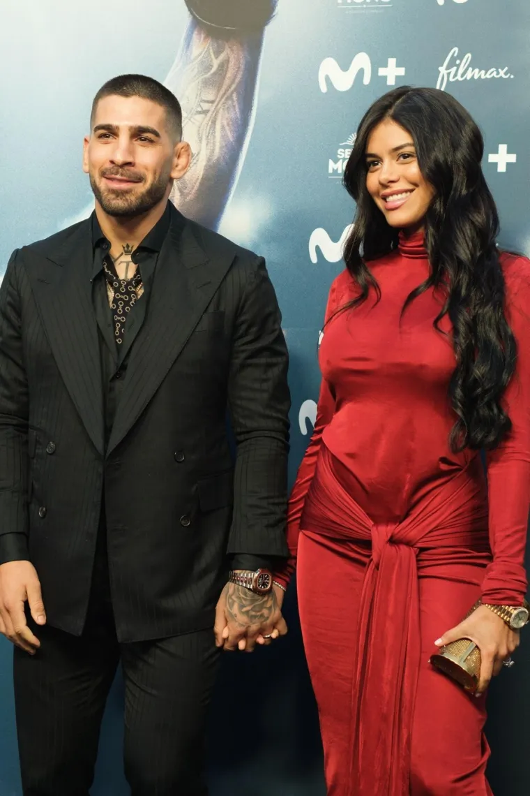 Je li UFC prvak varao jednu od najljep&scaron;ih žena svijeta? Otkrio ga jedan detalj