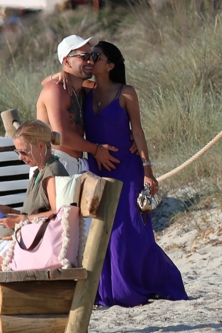 Je li UFC prvak varao jednu od najljep&scaron;ih žena svijeta? Otkrio ga jedan detalj