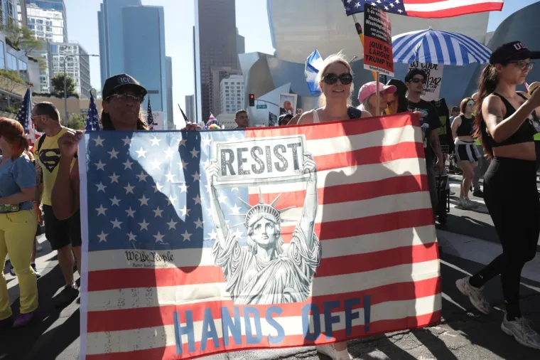 Pogledajte što je sedam milijuna ljudi poručilo Donaldu Trumpu na prosvjedima diljem zemlje
