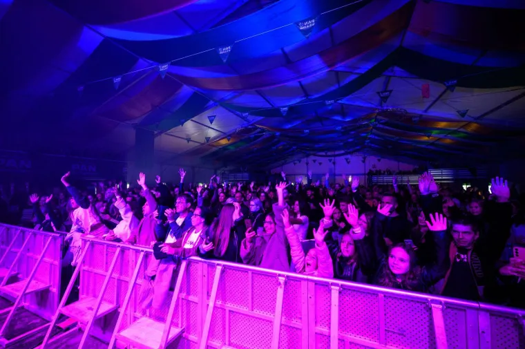 Ovako to radi Maja &Scaron;uput: Atmosfera na Oktobeerfestu nikad nije bila usijanija