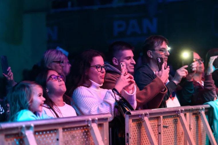 Ovako to radi Maja &Scaron;uput: Atmosfera na Oktobeerfestu nikad nije bila usijanija