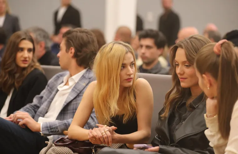 Pogledajte kako su izgledali glumci na predstavljanju nove RTL-ove serije 'Divlje pčele'