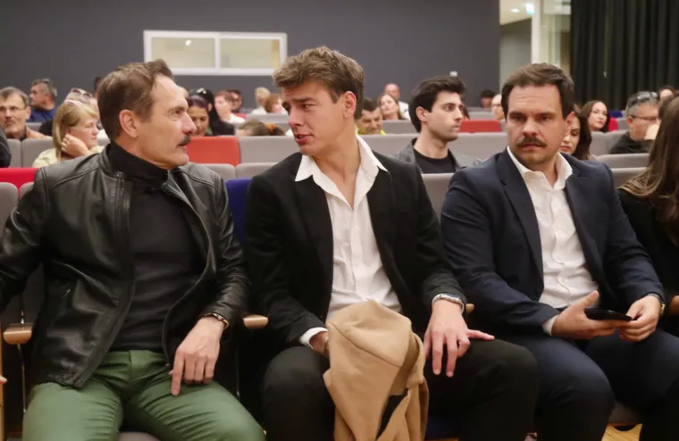 Pogledajte kako su izgledali glumci na predstavljanju nove RTL-ove serije 'Divlje pčele'