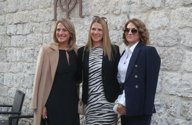 Pogledajte kako su izgledali glumci na predstavljanju nove RTL-ove serije 'Divlje pčele'