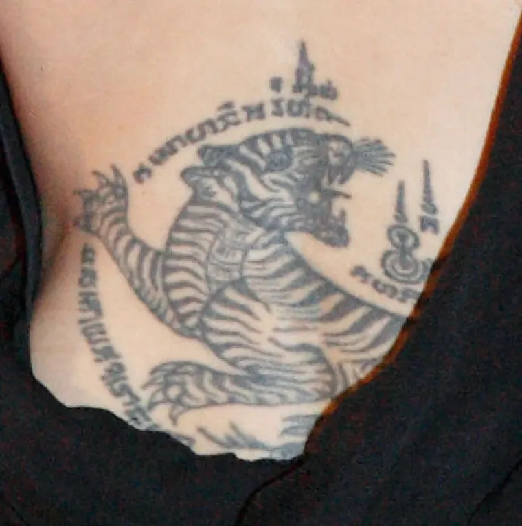 Ovo su najupečatljivije tetovaže Angeline Jolie: Od budističkih mantri do latinskih izreka