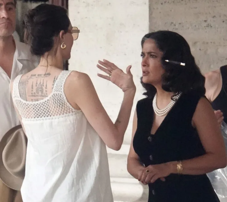 Ovo su najupečatljivije tetovaže Angeline Jolie: Od budističkih mantri do latinskih izreka