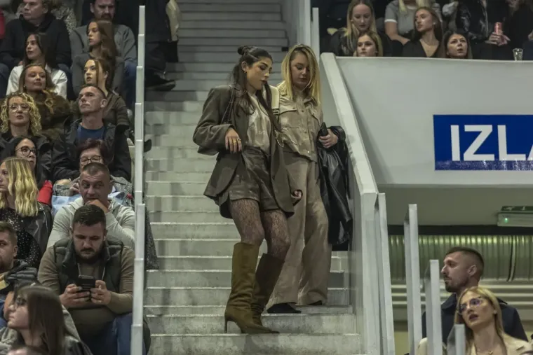 Aco Pejović priredio nezaboravan provod: Osmijeh na licima dama otkriva koliko im je bilo dobro