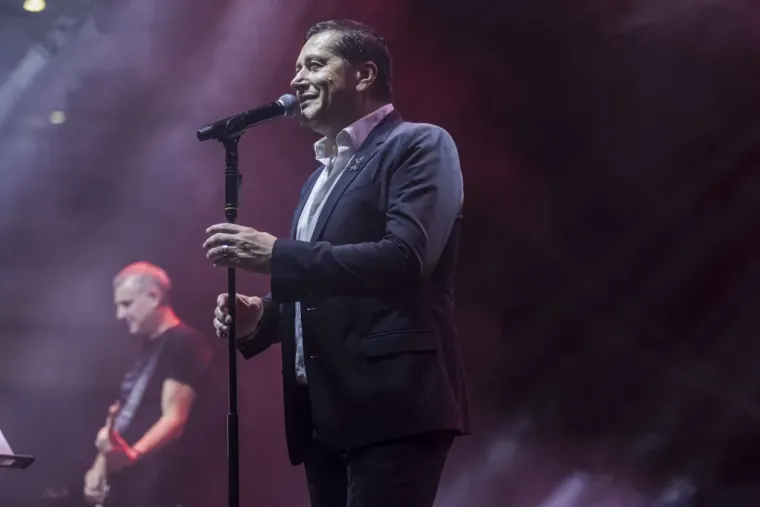 Aco Pejović priredio nezaboravan provod: Osmijeh na licima dama otkriva koliko im je bilo dobro